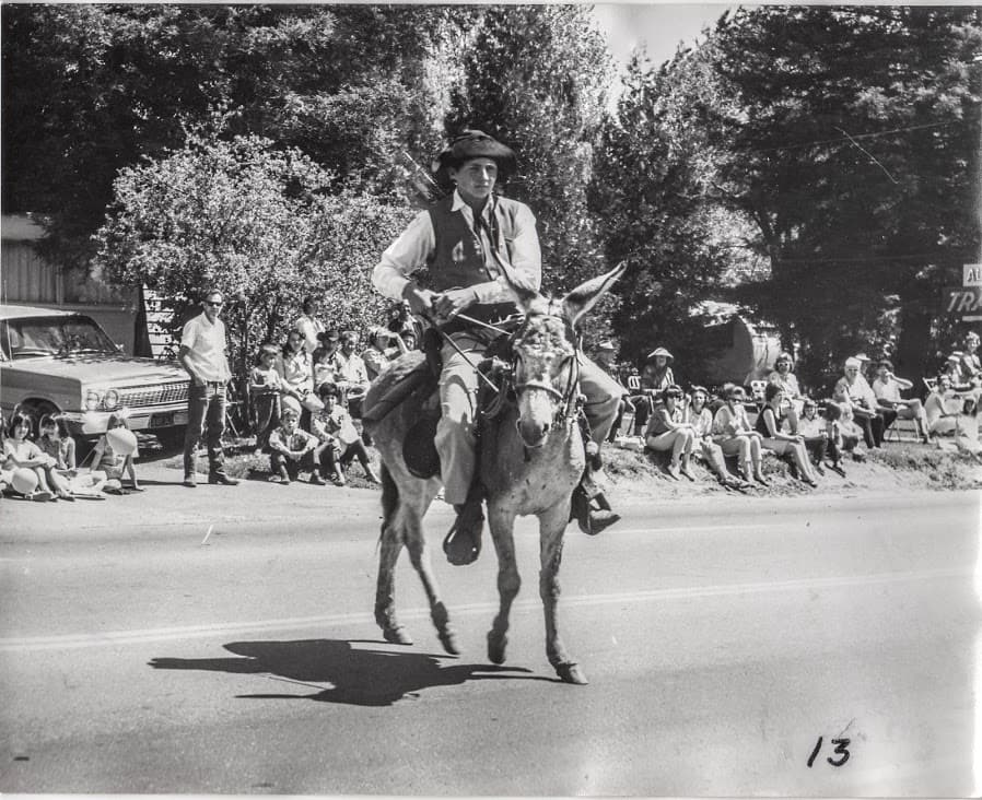 /gallery/Pow Wow Days-00013.jpeg